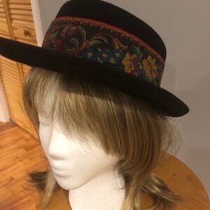 Previously Worn Wool Hat with Brim and Floral Design